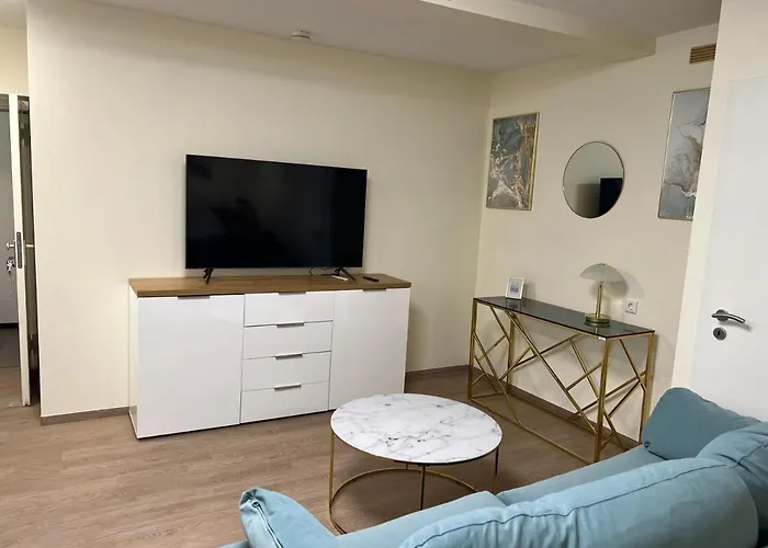 Souterrain Studio-Apartment